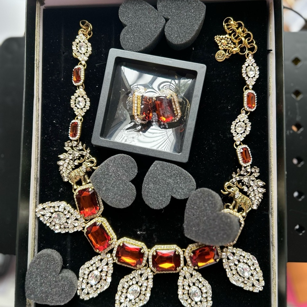 Sassy Jones Whitley Heirloom Necklace & Smoky Quartz Oversized Earrings Combo